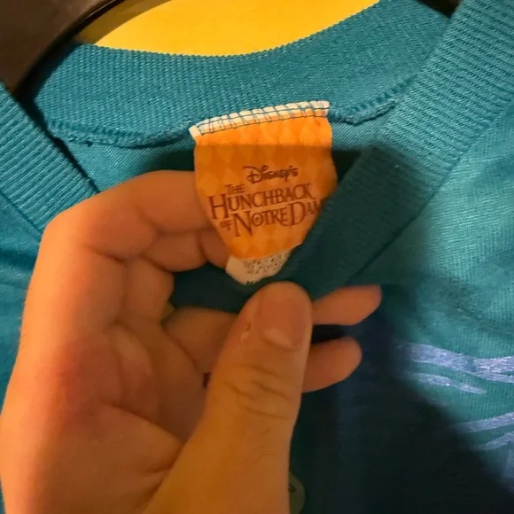 Vintage 90s HUNCHBACK OF NOTRE DAME Shirt disney m (5-6) - Picture 2 of 6